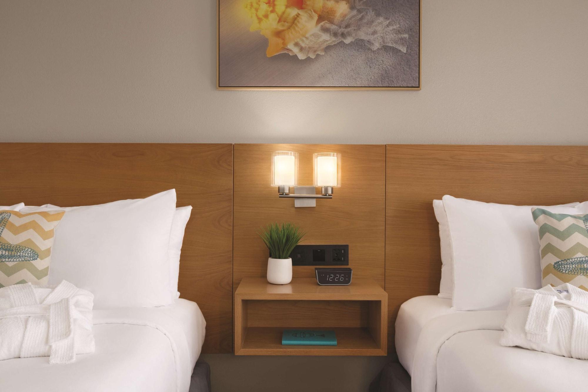 Radisson Beachfront Hotel - Panama City Beach Eksteriør billede
