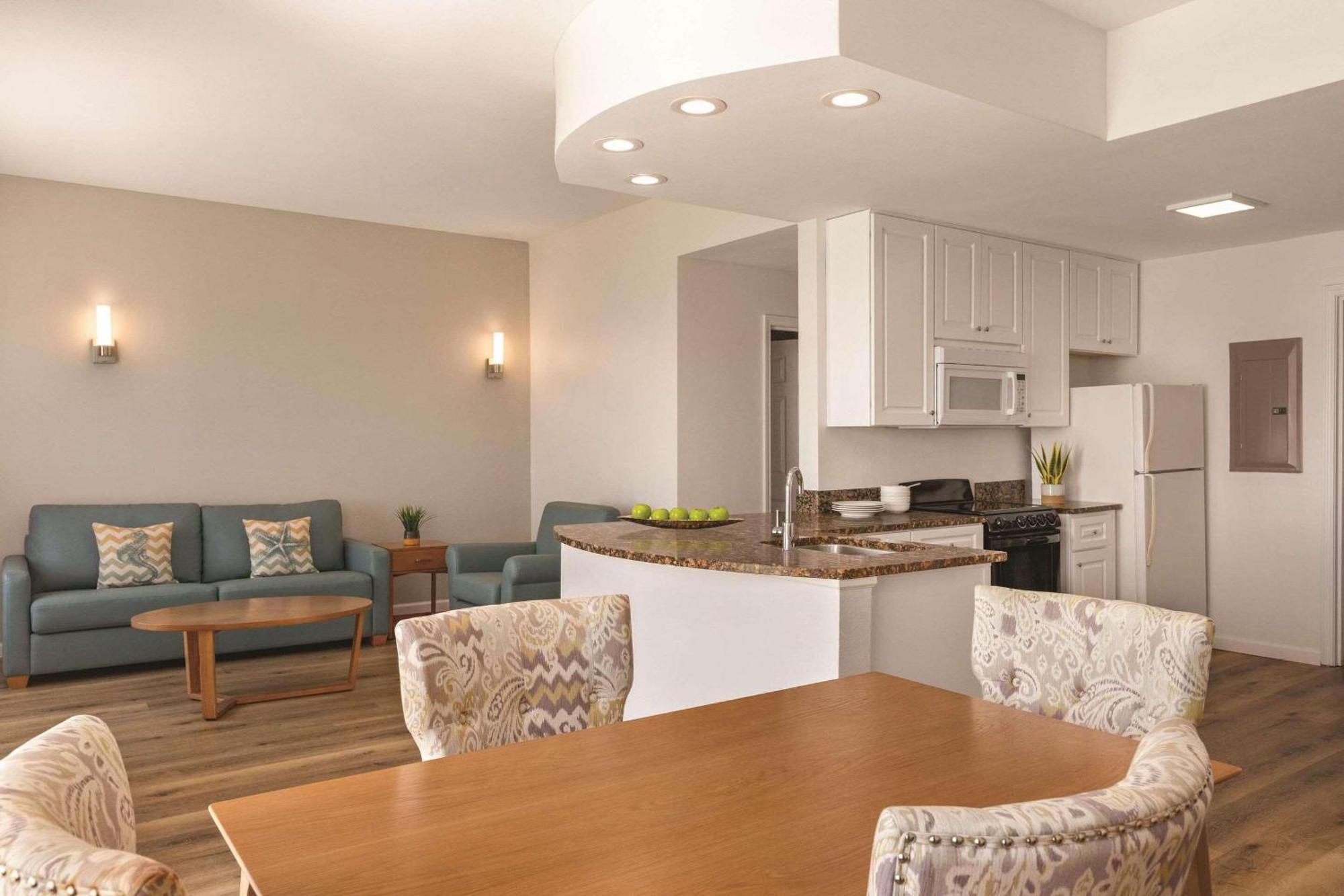 Radisson Beachfront Hotel - Panama City Beach Eksteriør billede